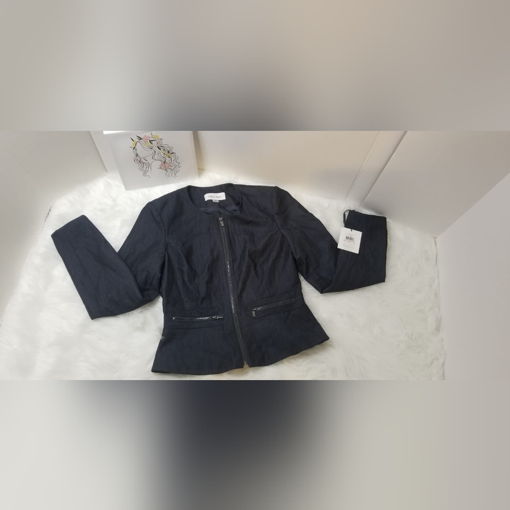 Its a cute calvin klein petites jacket